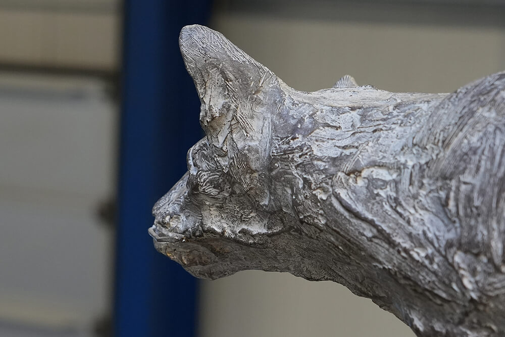 Tête de chat — Sculpture de Sonja Knapp